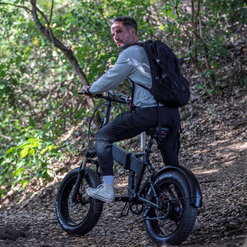 電動自転車「MOVE」スポーツとレンタサイクルの取組みを協働推進