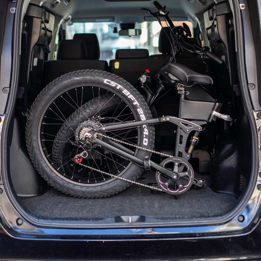 車載に最適な折りたたみ自転車とは？どうやって車載する？